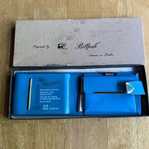 New from the 1960's Leather Wallet with Stella Stevens Movie Star Card